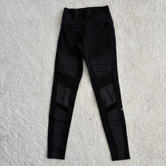 Alo Yoga 7/8 Black Moto Leggings - Picture 1 of 9